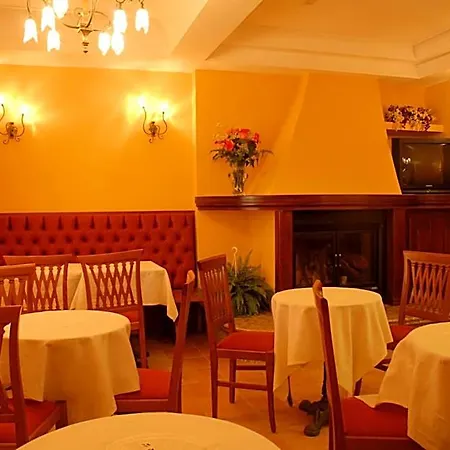Duca Di Calabria ホテル 3*