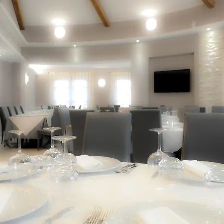 Otel Duca Di Calabria 3*